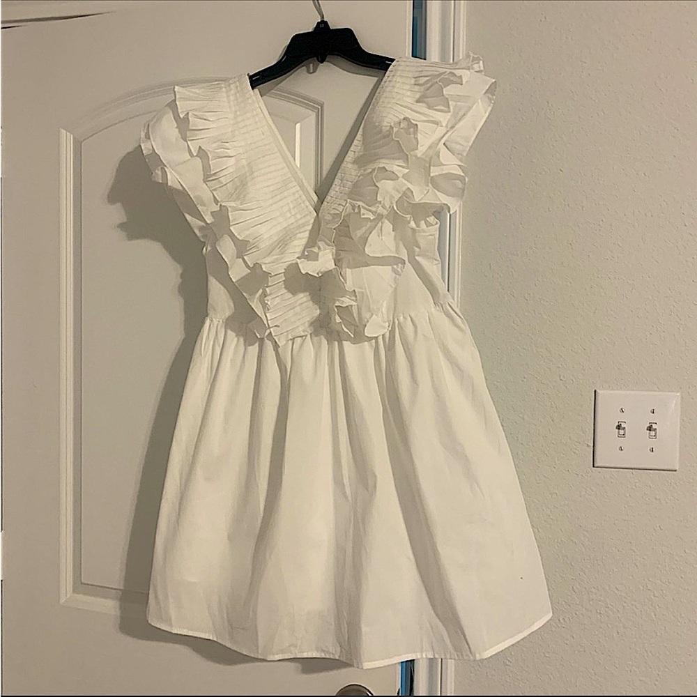 White Ruffle Dress - Size Large - Bride, Bachelorette, Bridal, Derby